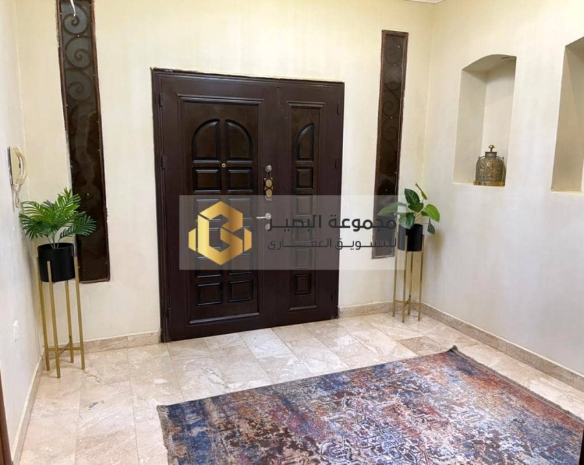 V181 فيلا سكنيه في الحدائق