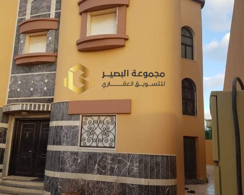 V411 فيلا دوبلكس سكنية في بلعون