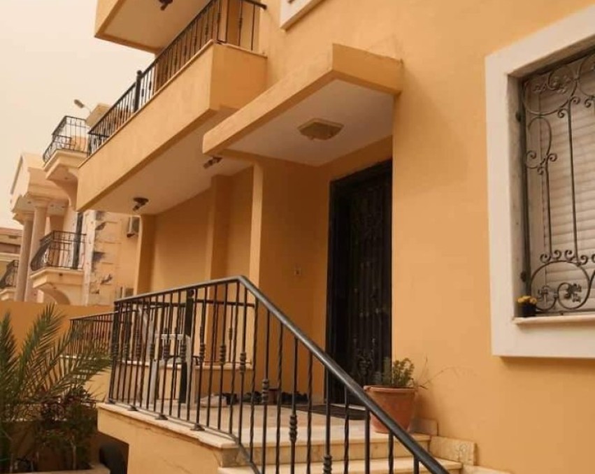 V074 فيلا سكنيه في الدقادوستا