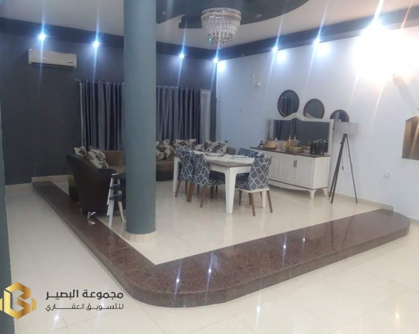 V562 فيلا سكنية في الحدائق