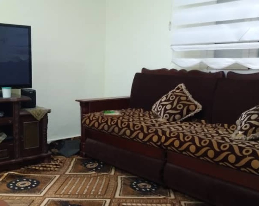 F137 شقة سكنية في الرويسات