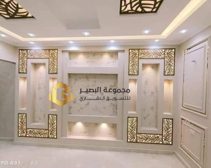V467 فيلا سكنية خدمية نجارية/طريق المطار