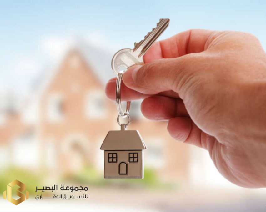 V414 فيلا سكنية خدمية عظم في بلعون