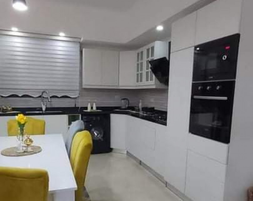 V191 فيلا سكنيه في حي قطر